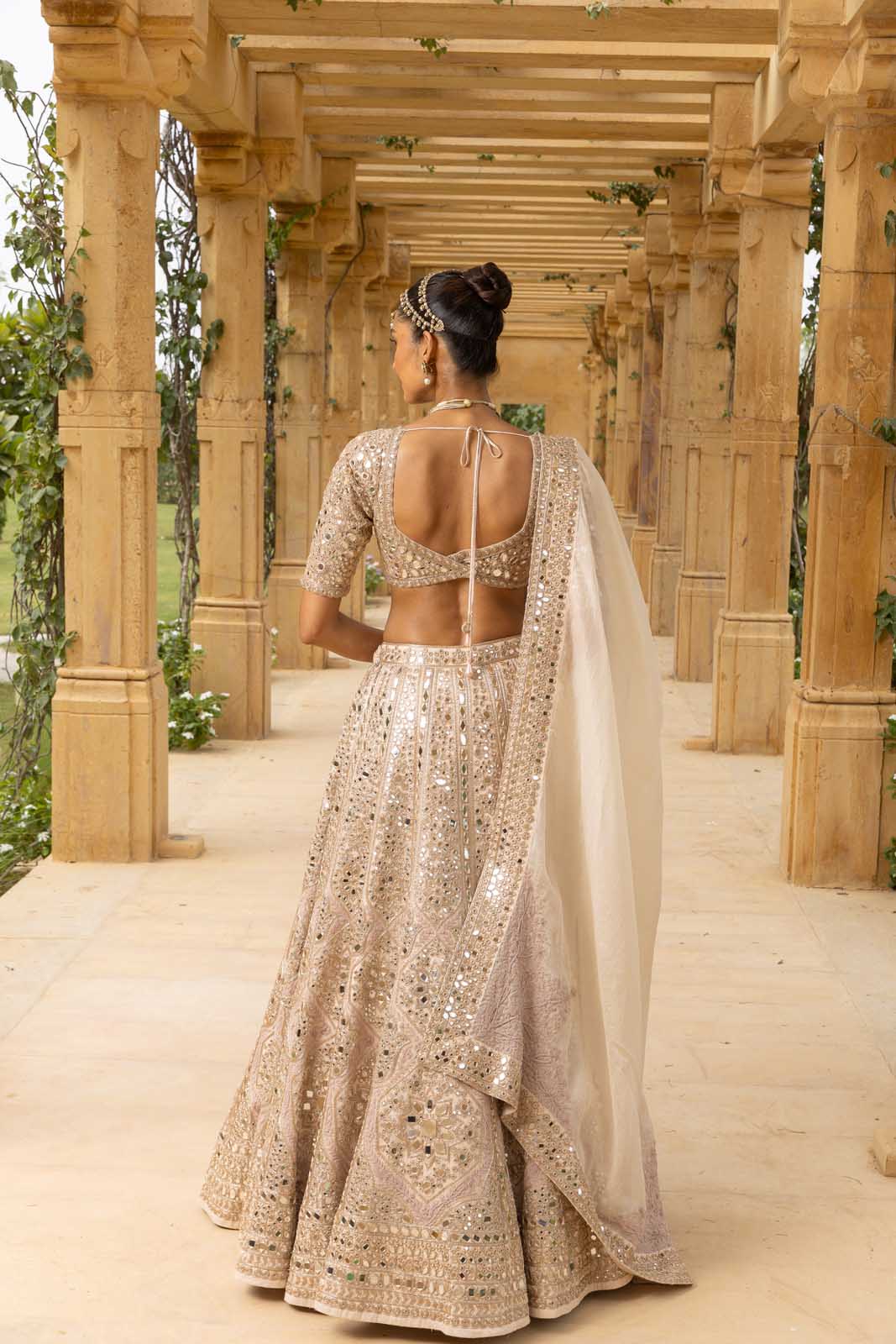 5 intricate Bridal Blouse Designs that will take your hearts away