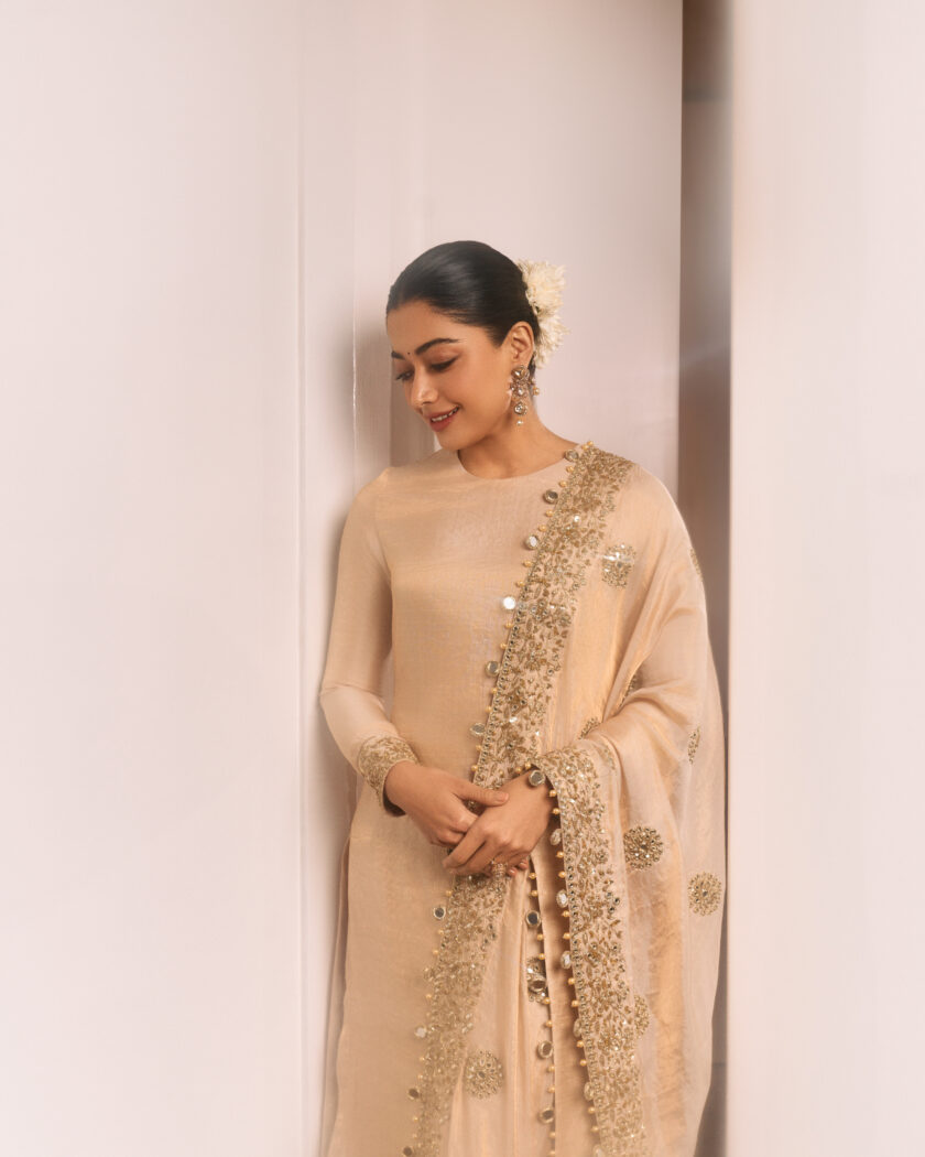 Gold tissue hand embroidered kurta dupatta and churidar set - Image 2