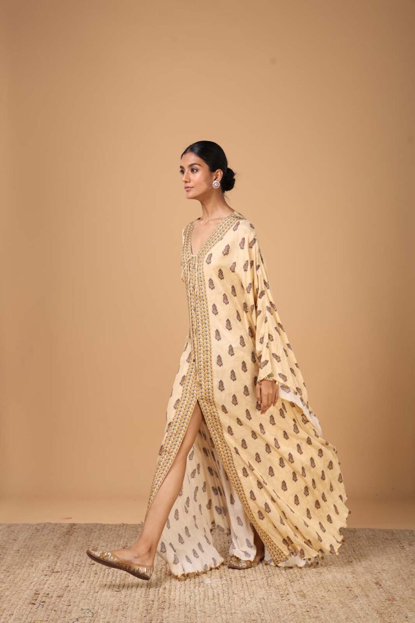 Cream butti print kaftan - Image 2