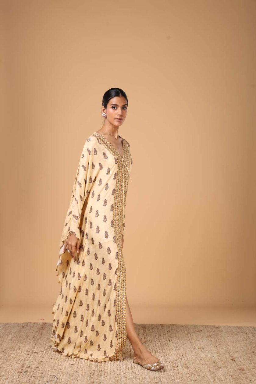 Cream butti print kaftan - Image 3