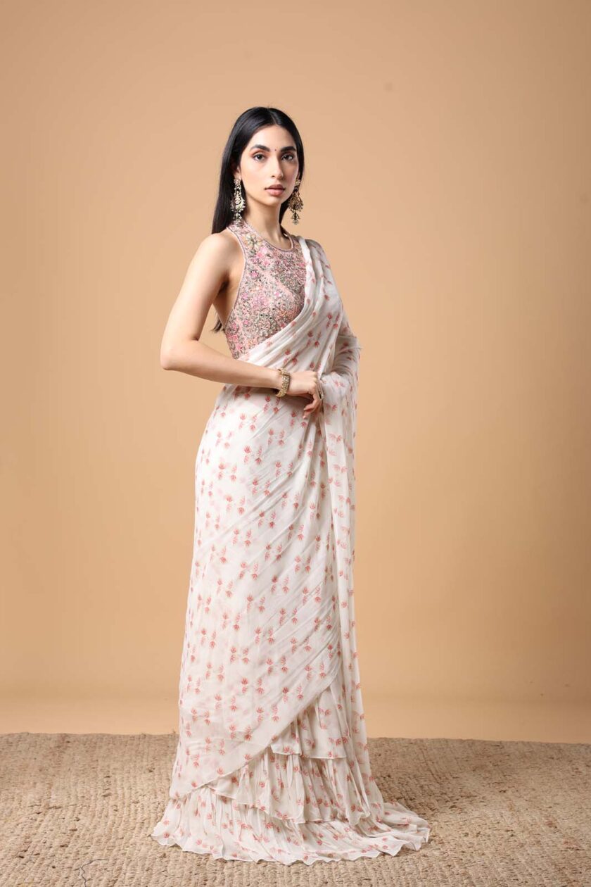 Ivory butti print ruffle sari set - Image 3