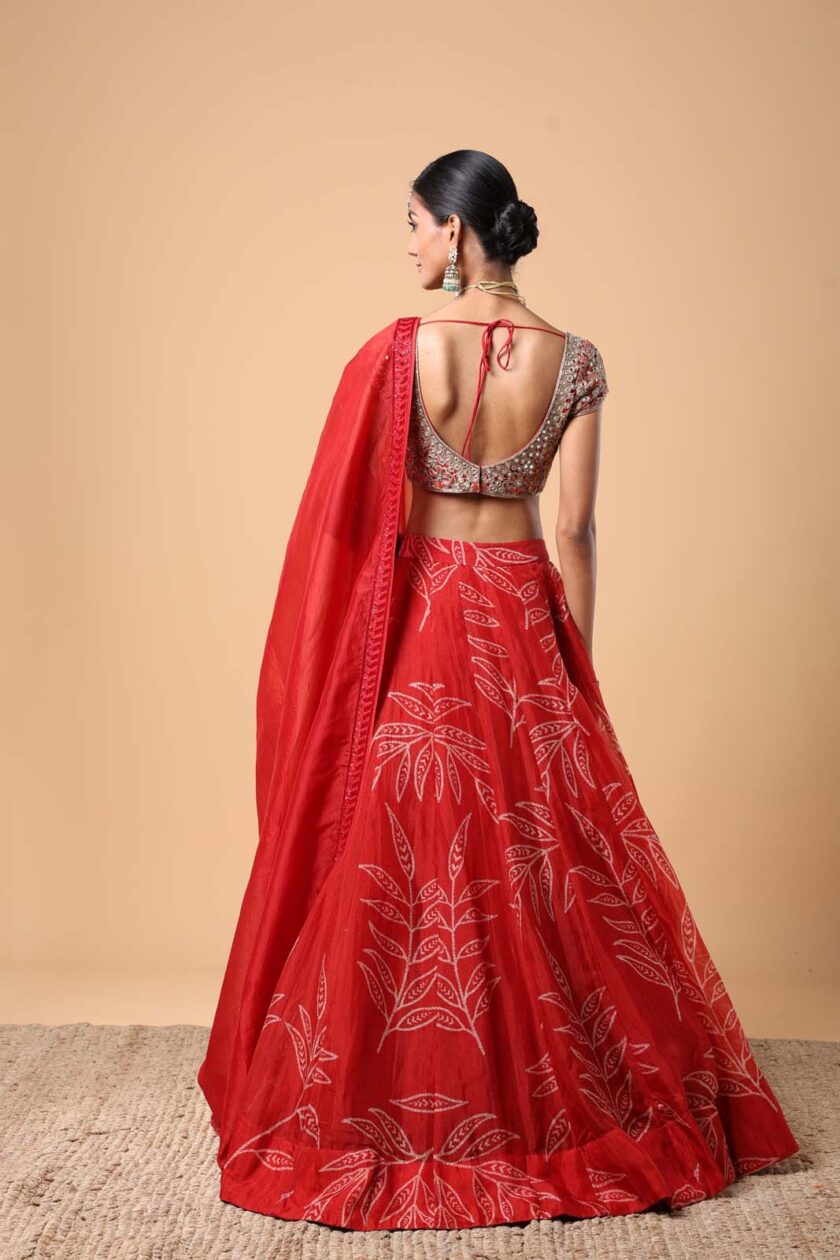 Red leaf print organza lehenga set - Image 4