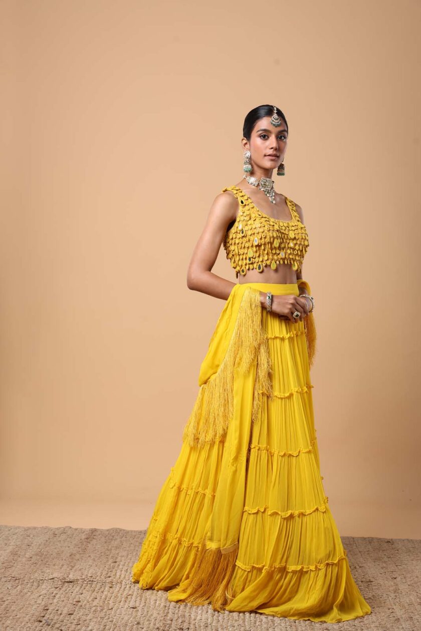 Yellow tiered skirt set - Image 3