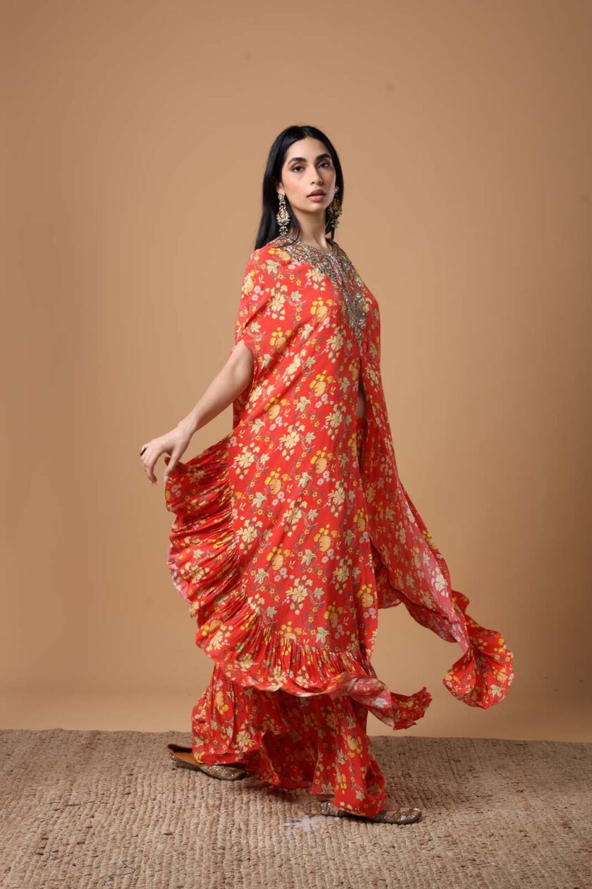 Sindoori floral printed hand embroidered cape set - Image 3