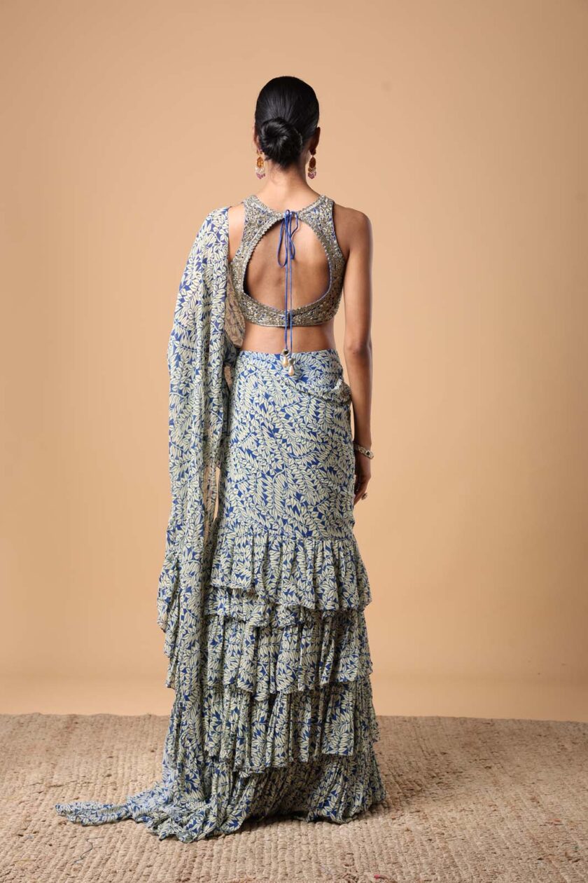 Blue fire print ruffle sari set - Image 4