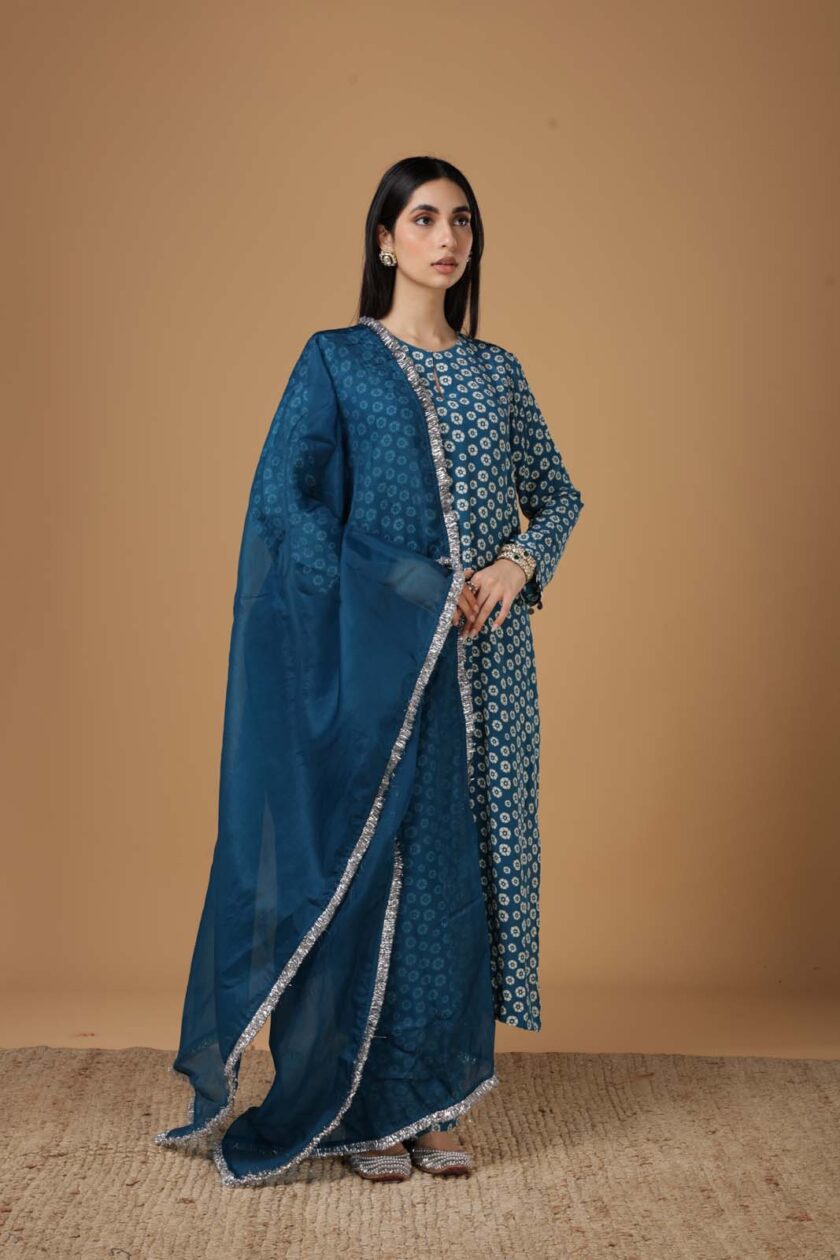 Teal & sand butti print kurta set - Image 3