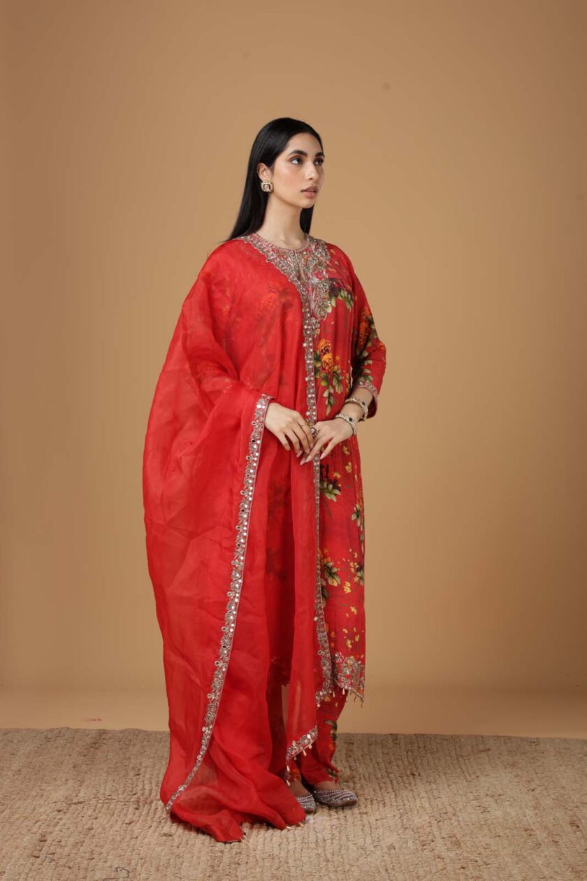 Red pine print kurta set - Image 2