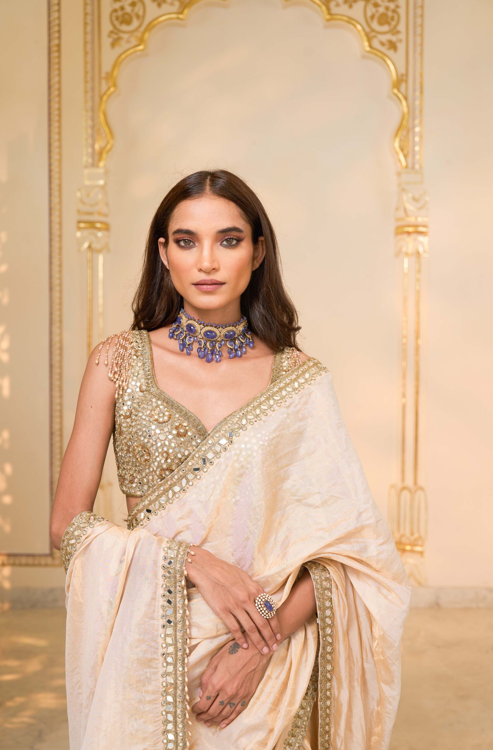 Gold tissue hand embroidered sari set - Image 5