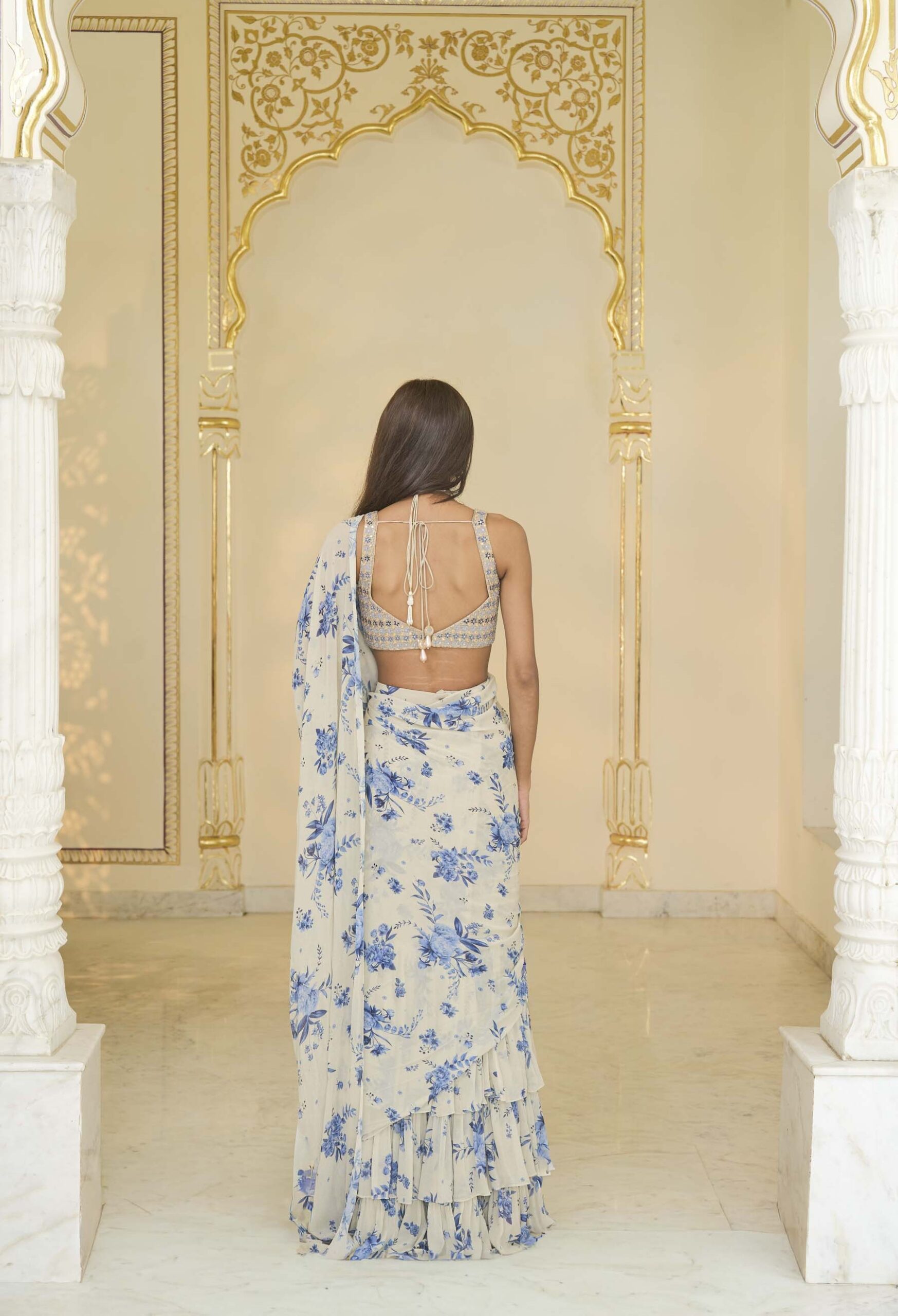 Blue bloom print ruffle sari set - Image 4