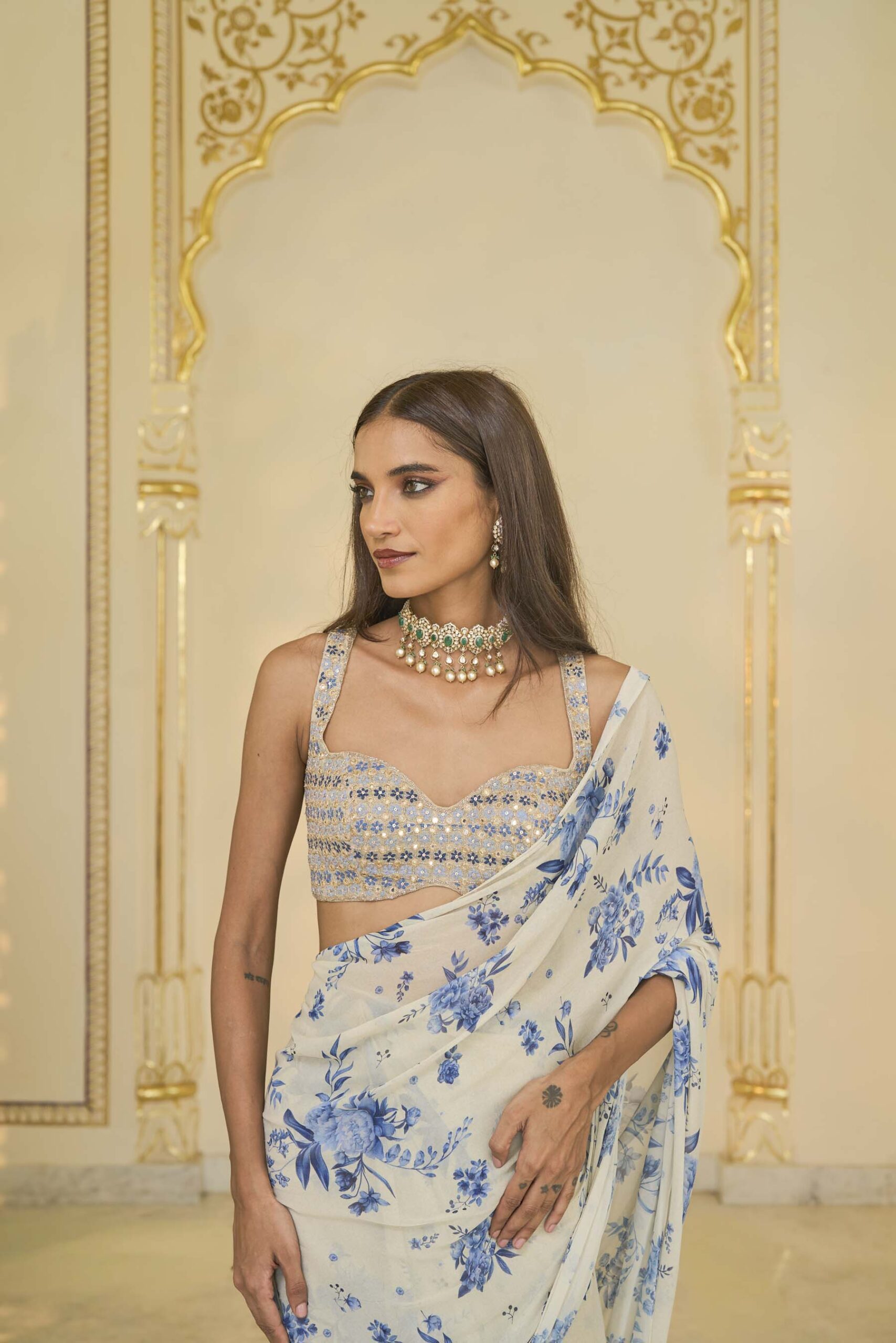 Blue bloom print ruffle sari set - Image 5