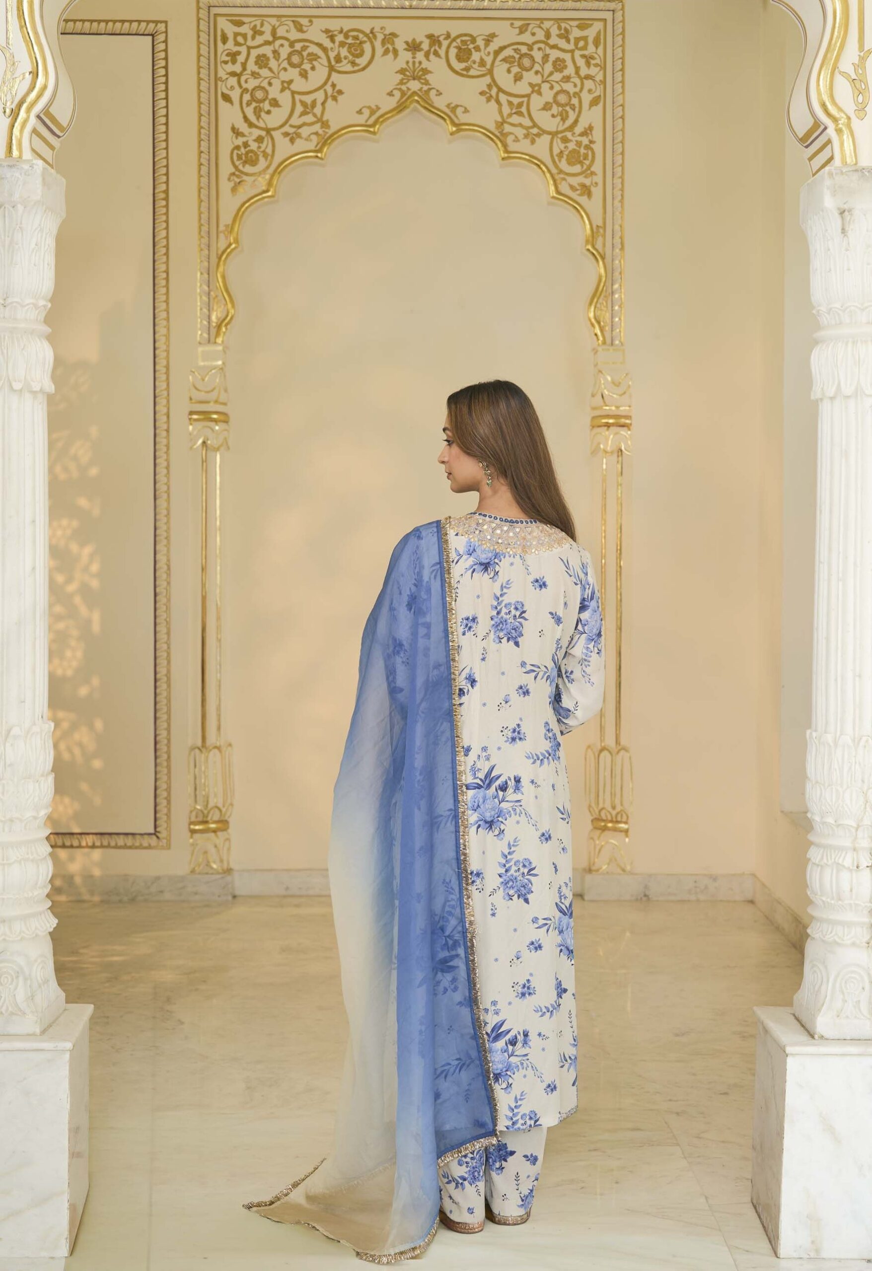Blue bloom print long kurta set - Image 4
