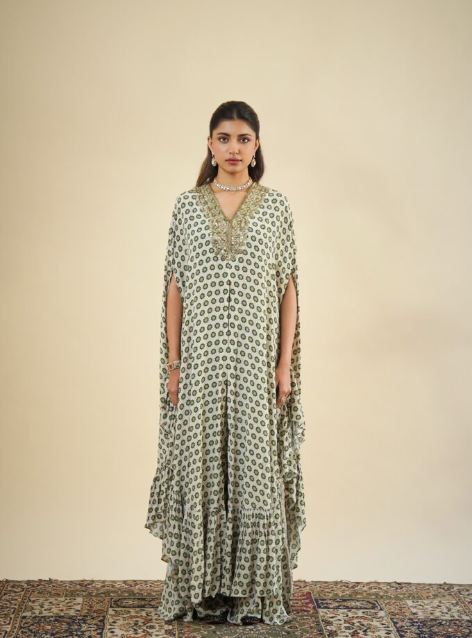 Green & sand flower butti print cape set