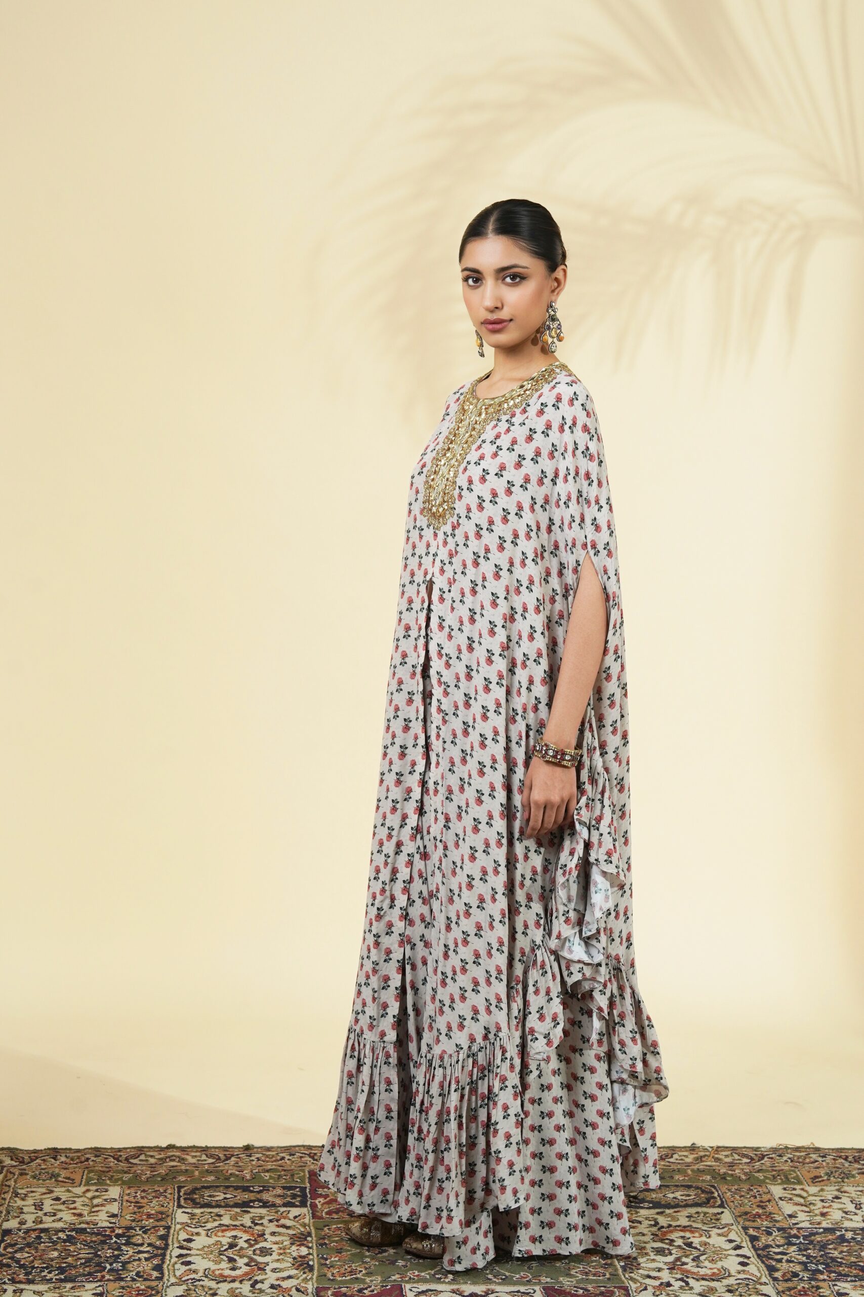 Rose butti print hand embroidered cape set - Image 2