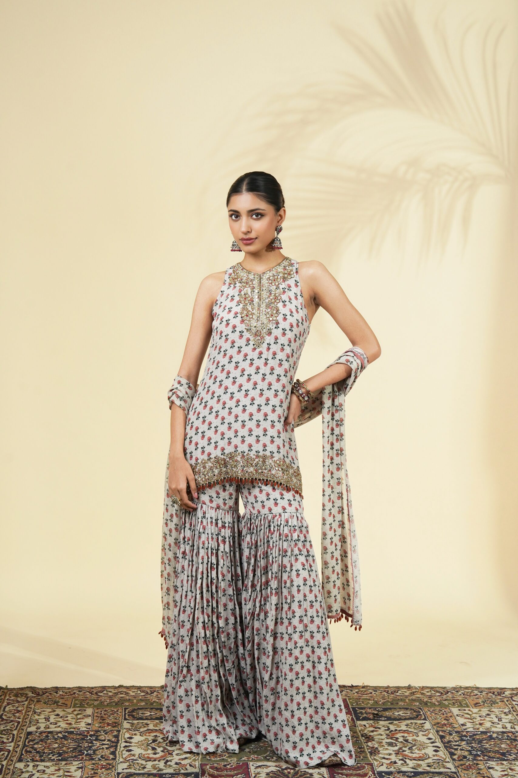 Vintage rose butti print short kurta & gharara set