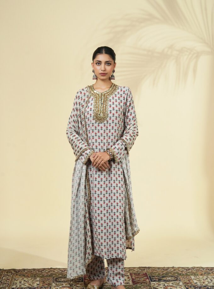 Vintage rose butti print long kurta set