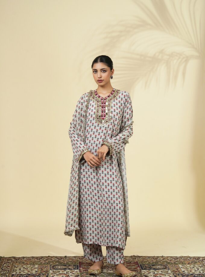 Vintage rose butti print long kurta set