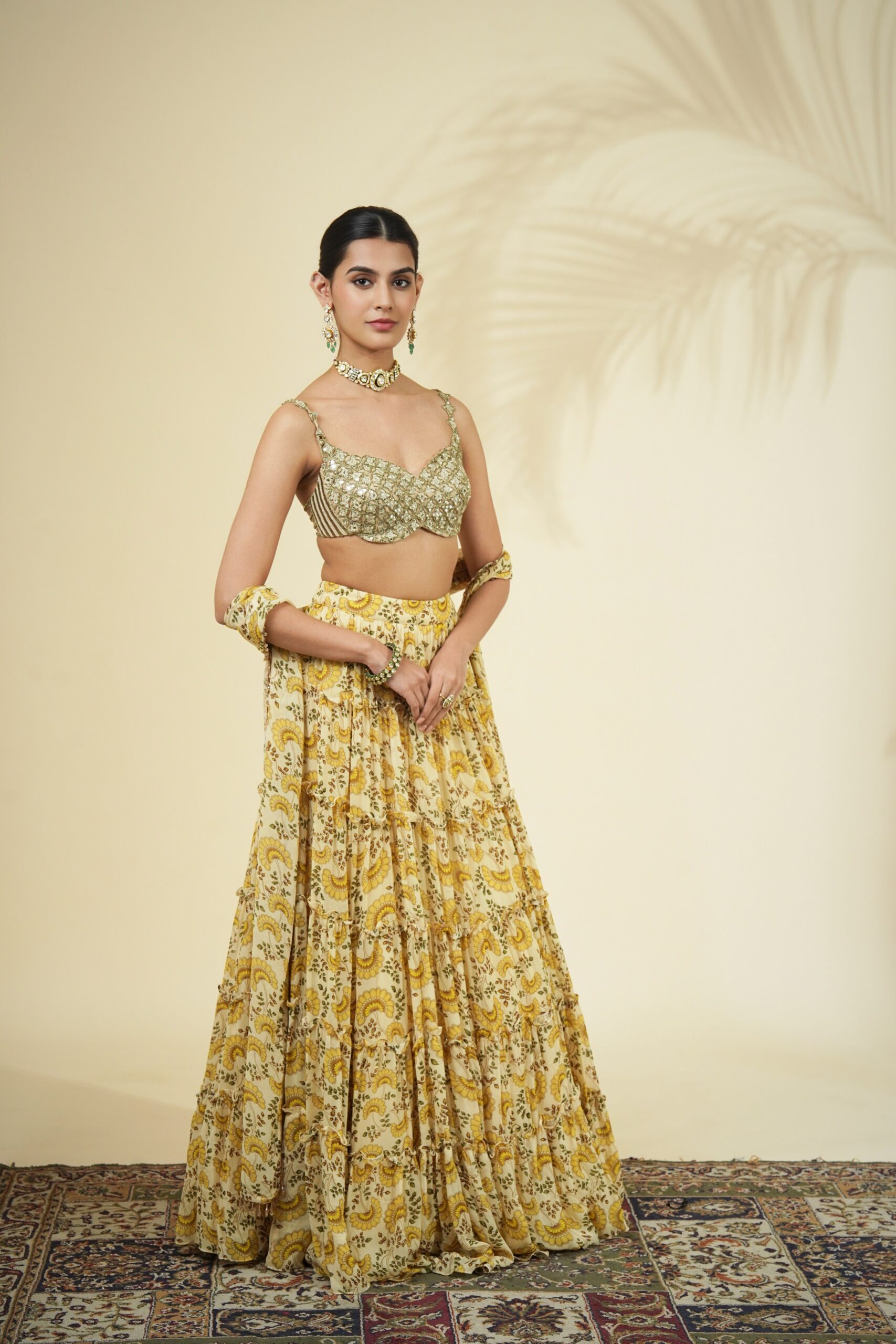 Yellow fan flower print tiered skirt set - Image 3