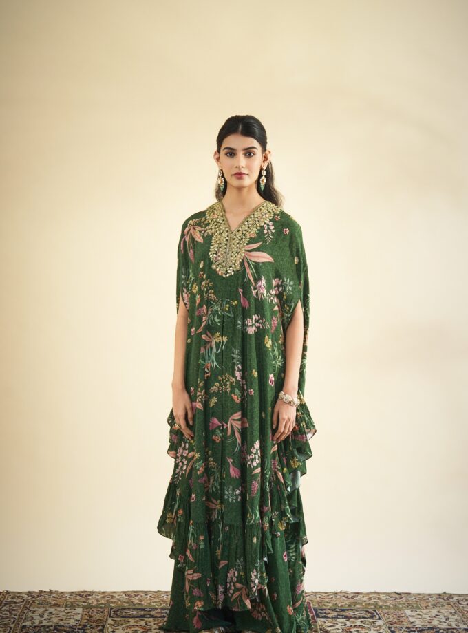 Green floral print cape set