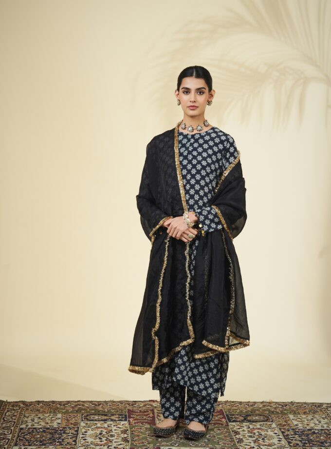Black & sand butti print kurta set