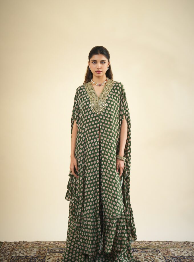 Green flower butti print cape set