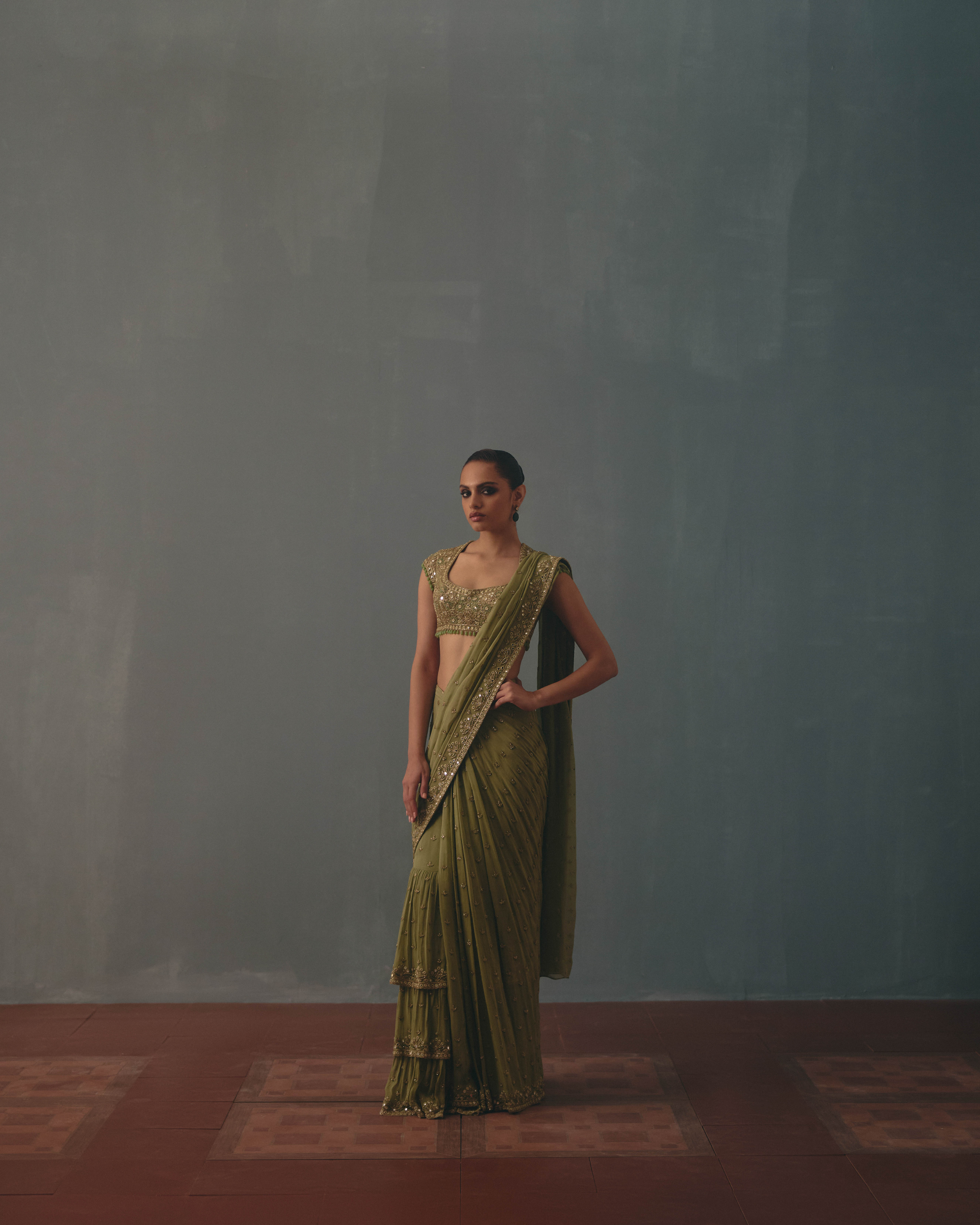 Sage green & pani gold hand embroidered tiered sari set - Image 2