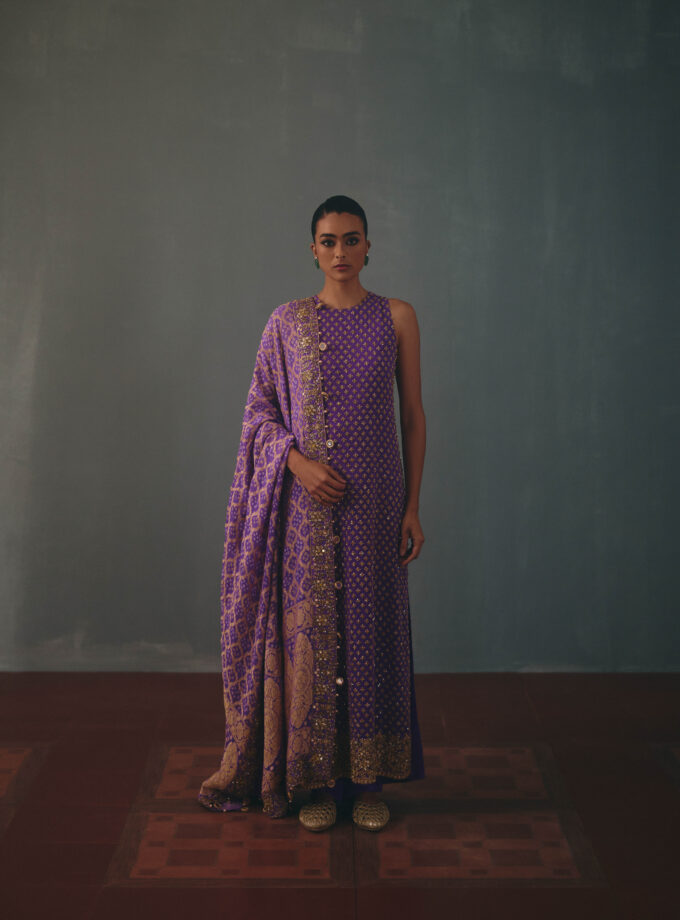 Purple hand embroidered star kurta set