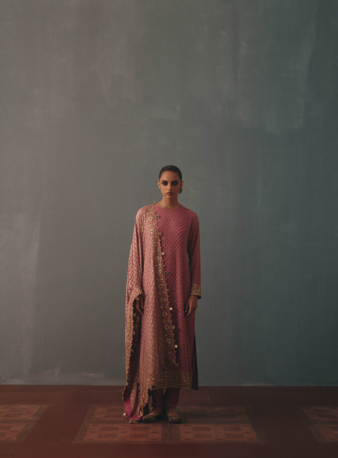 Mauve hand embroidered star kurta set