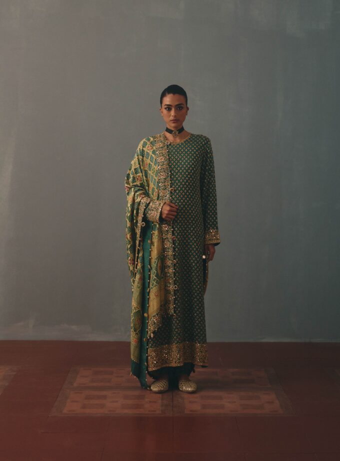 Moss green hand embroidered star kurta set