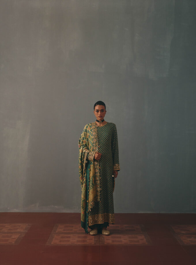 Moss green hand embroidered star kurta set